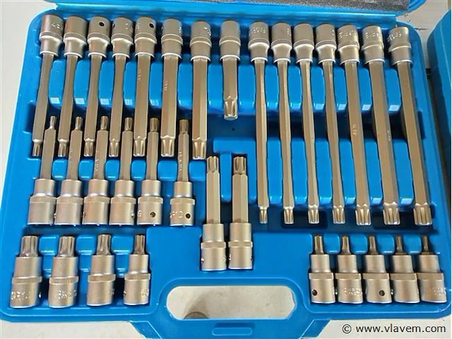 4x doppenset 1/2", ribe set 32 dlg, hex (inbus) 30 delig, spline set 26 delig, en torx set van 32 delig - afbeelding 1 van  16