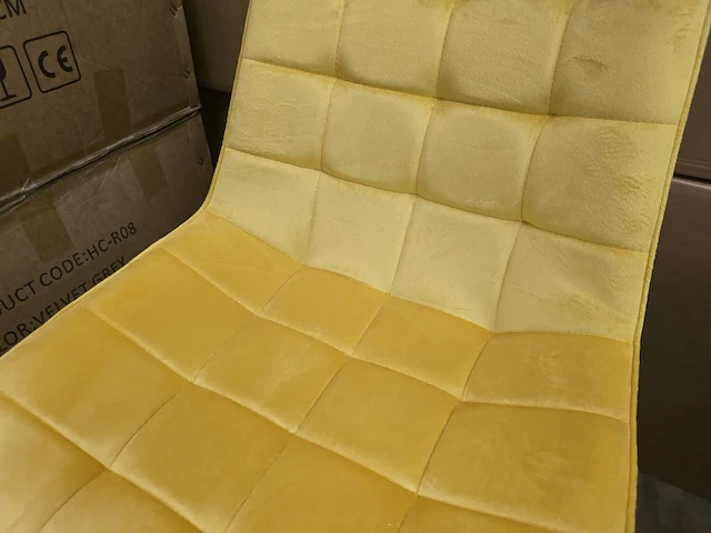 4x eetkamerstoel brooks yellow velvet - afbeelding 4 van  7