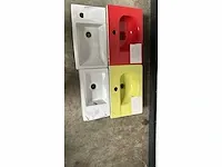 4x fonteinen - showroom model zonder verpakking - basins - afbeelding 2 van  2