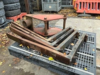 4x heftrucklepel en 1x paalplaatser - afbeelding 1 van  4