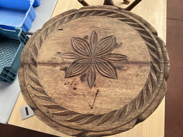 4x houten onderstel en 1 tafelblad - afbeelding 2 van  6