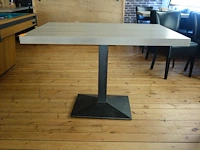 4x houten tafel