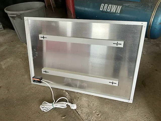 4x infraroodpaneel(600w) - afbeelding 3 van  6