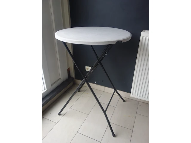 4x inklapbare partytafel - afbeelding 2 van  3