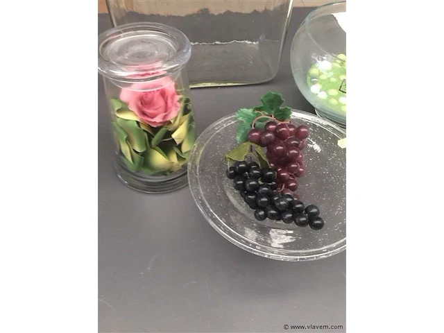 4x items glas met inhoud - afbeelding 2 van  3