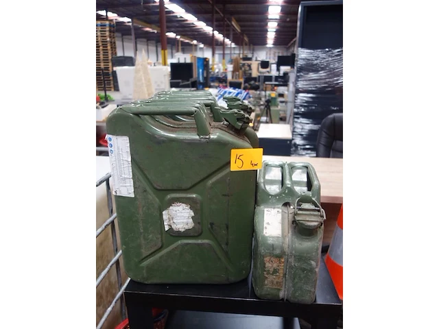 4x jerrycan - afbeelding 1 van  2