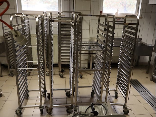 4x kar - afbeelding 1 van  3