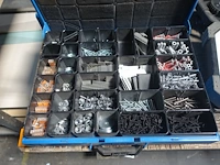 4x koffer met inhoud - afbeelding 2 van  5