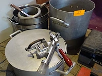 4x kookpot + kurkentrekker - afbeelding 1 van  8