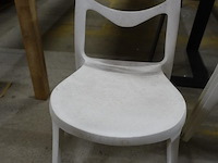 4x kunststoffen stoel - afbeelding 1 van  3