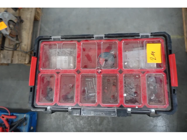 4x materiaalkoffer op onderstel - afbeelding 4 van  7
