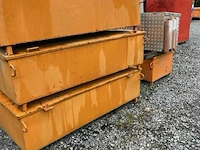 4x metalen bakken - afbeelding 1 van  2