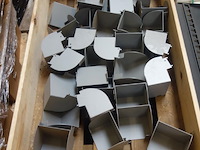 4x pallet divers ijzerwaren - afbeelding 1 van  10