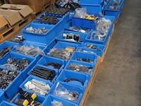 4x pallet diverse fiets onderdelen - afbeelding 1 van  19