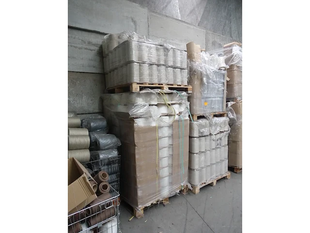 4x pallet diverse garen - afbeelding 2 van  7