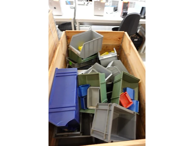 4x pallet diverse grijpbakken - afbeelding 4 van  5
