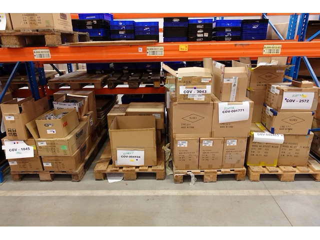 4x pallet diverse kabels - afbeelding 1 van  16