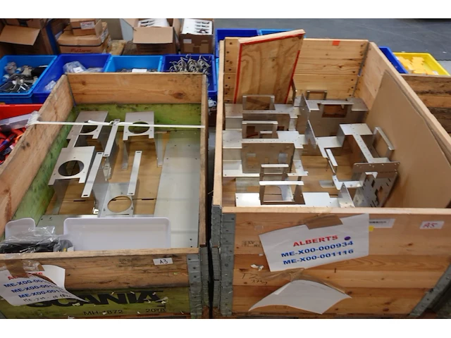 4x pallet diverse metalen assemblagematerialen - afbeelding 2 van  6