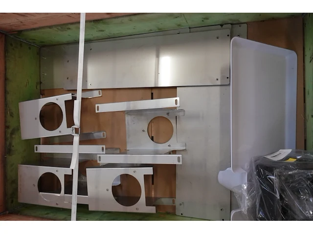 4x pallet diverse metalen assemblagematerialen - afbeelding 3 van  6