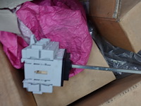 4x pallet diverse montageonderdelen laadpaalproductie - afbeelding 7 van  17