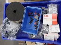 4x pallet diverse onderdelen montage laadpalen - afbeelding 2 van  25