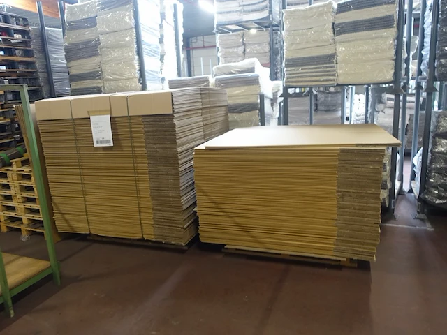 4x pallet kartondozen - afbeelding 3 van  4