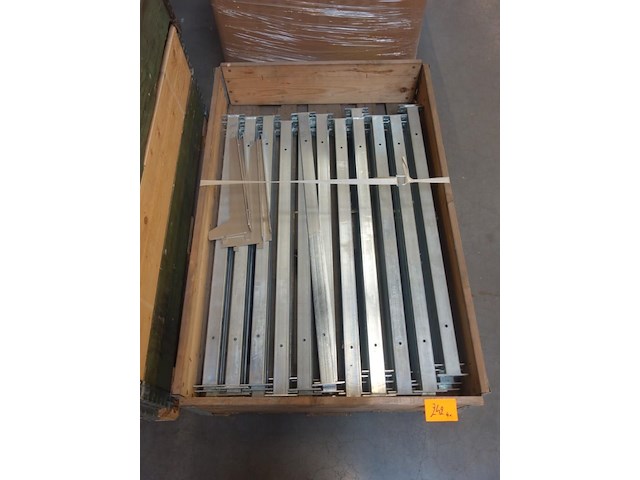 4x pallet metalen dwarsverbinders - afbeelding 1 van  11