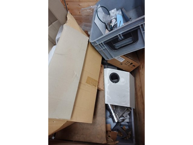 4x pallet metalen montageonderdelen - afbeelding 7 van  8