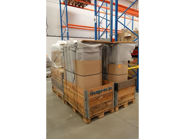 4x pallet metalen onderdelen laadpalen - afbeelding 1 van  6