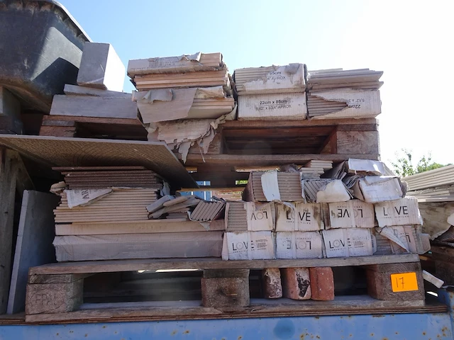 4x pallet stenen/tegels - afbeelding 4 van  6