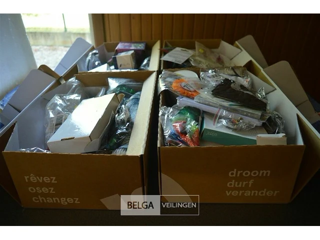 4x suprise box - afbeelding 1 van  13