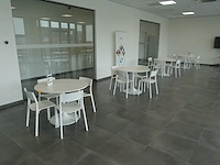 4x tafel + stoelen - afbeelding 1 van  5