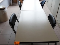 4x tafel + stoelen - afbeelding 1 van  5