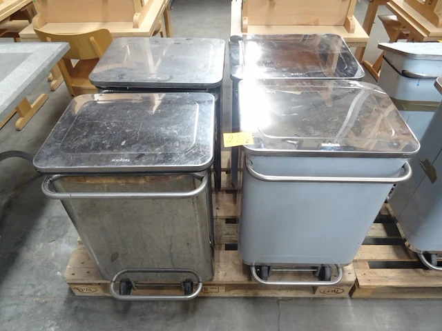 4x verrijdbare inox pedaalemmer rossicnol - afbeelding 1 van  3