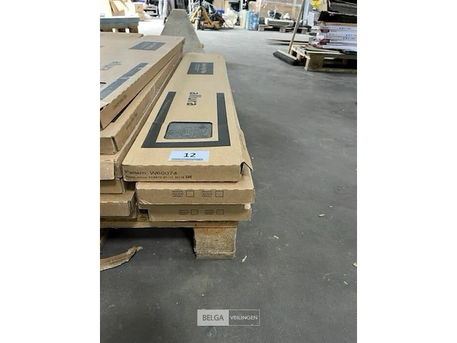 4x vinyl forbo flooring-systems - afbeelding 1 van  4