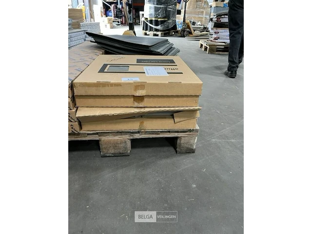 4x vinyl tegels forbo loose-lay - afbeelding 1 van  4