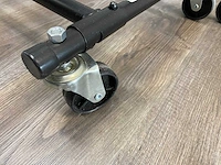 4x zwart verrijdbaar metalen kledingrek afmeting 162x133x46cm (hxbxd) - afbeelding 2 van  3