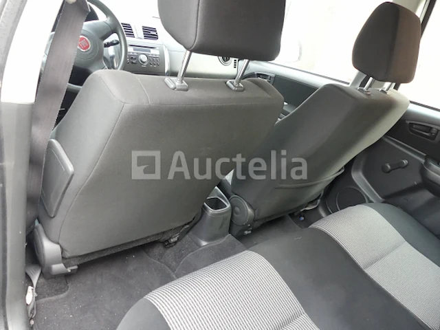 4x4 auto fiat sedici (2011-92.634 km-vin:tsmfyb21s00608157) - afbeelding 31 van  31