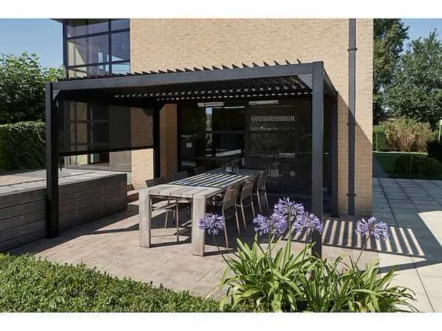 4x4m terrasoverkapping met lamellendak - afbeelding 6 van  10