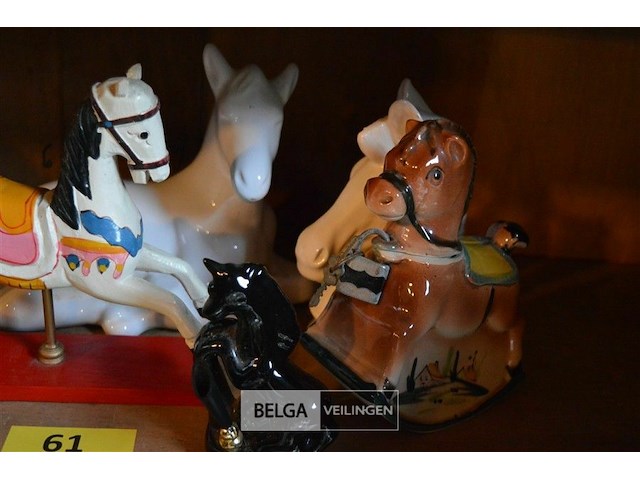 ±5 beeldjes van paardjes - afbeelding 3 van  3