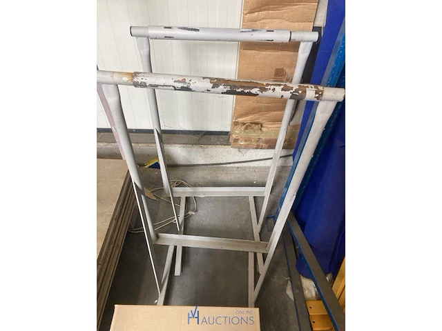 5 buisstalen palletten - afbeelding 2 van  2