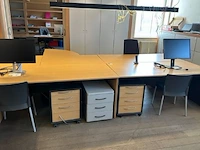 5 bureaus, stoelen en kastjes - afbeelding 6 van  13