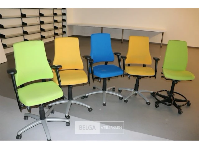 5 bureaustoelen - afbeelding 1 van  1