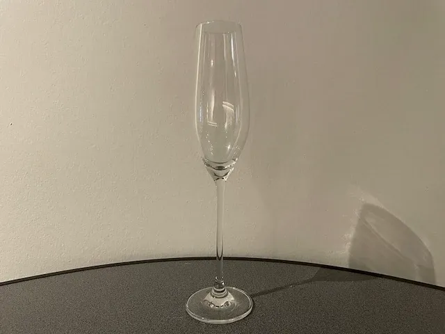 5 champagneglazen - afbeelding 1 van  2
