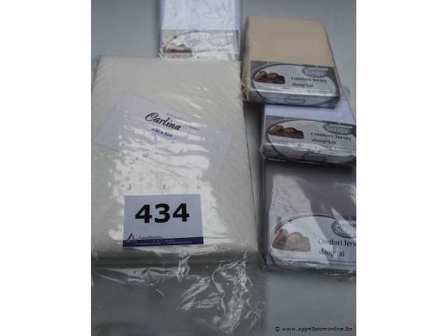 5 diverse bedtextiel - afbeelding 1 van  3