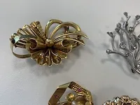 5 diverse broches compleet met accessoire - afbeelding 2 van  12