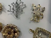 5 diverse broches compleet met accessoire - afbeelding 3 van  12