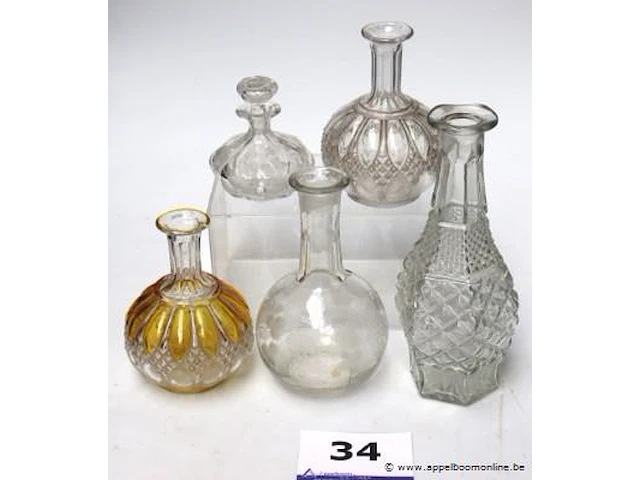 5 diverse caraffen - afbeelding 1 van  3