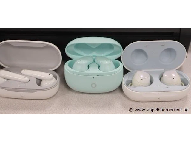 5 diverse earpods, zonder kabels, werking niet gekend - afbeelding 3 van  3