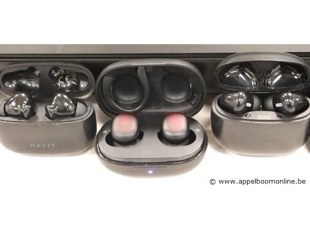 5 diverse earpods, zonder kabels, werking niet gekend - afbeelding 2 van  3